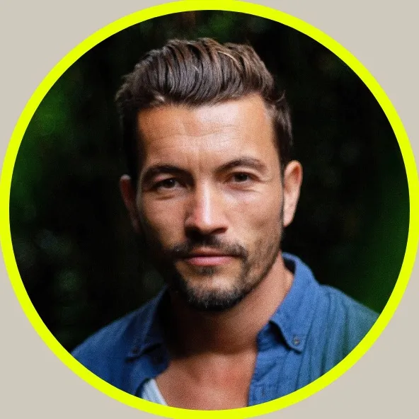 Alex Vizeo