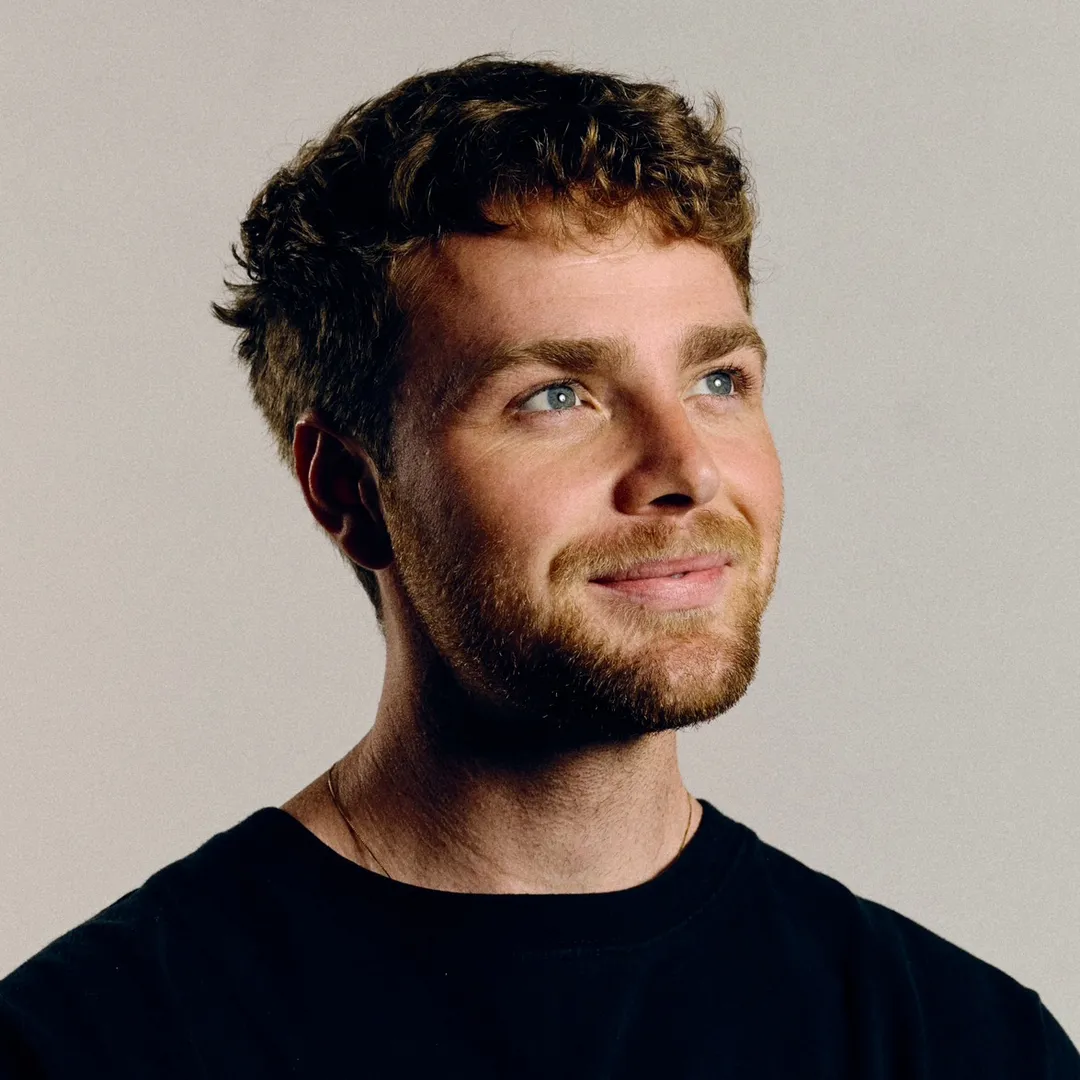 Alex Warren