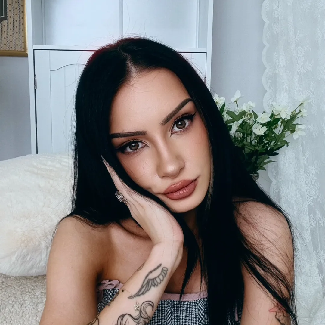 Adrianna Skon ?