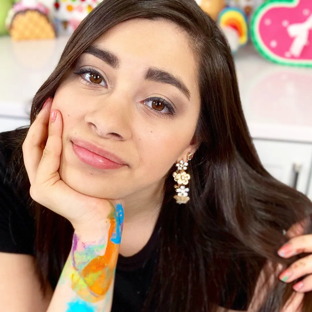 Moriah Elizabeth | Art/Crafts
