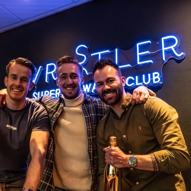 Wristler