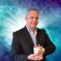Ricardo Latouche Tarot