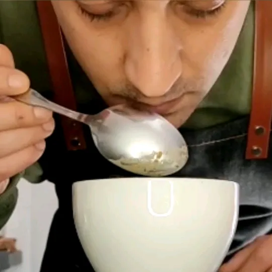 Barista Mattia Boasi