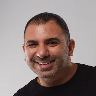 İlker Gümüşoluk