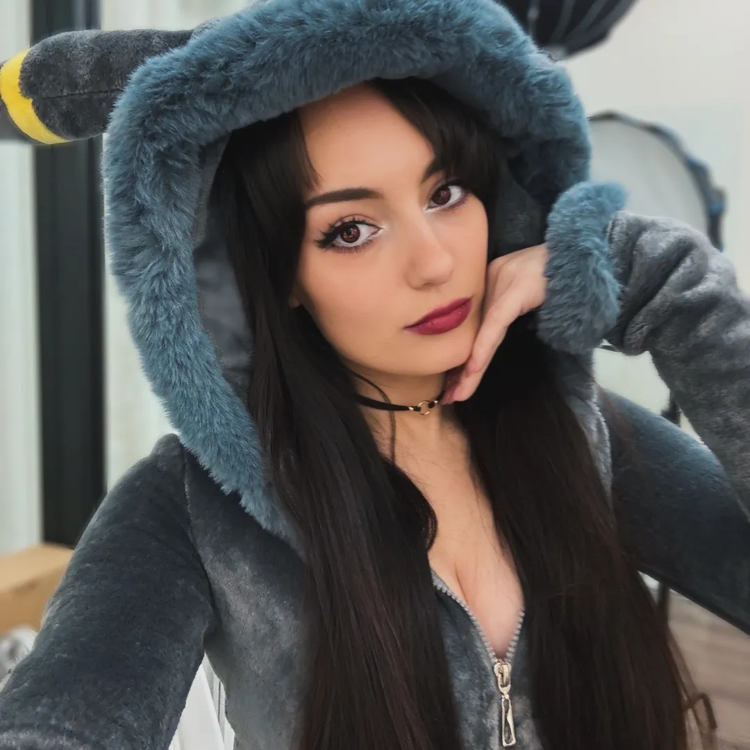 Cierra | Cosplay ✨