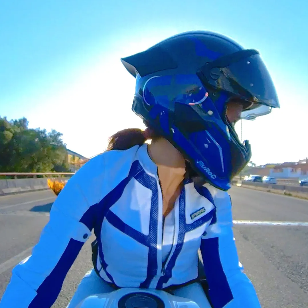 💙 Cathy ☀️🌙 Lady Biker