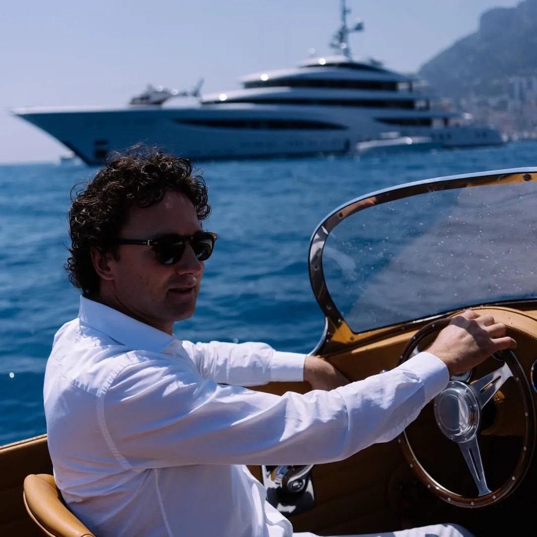 MRSUPERYACHTS
