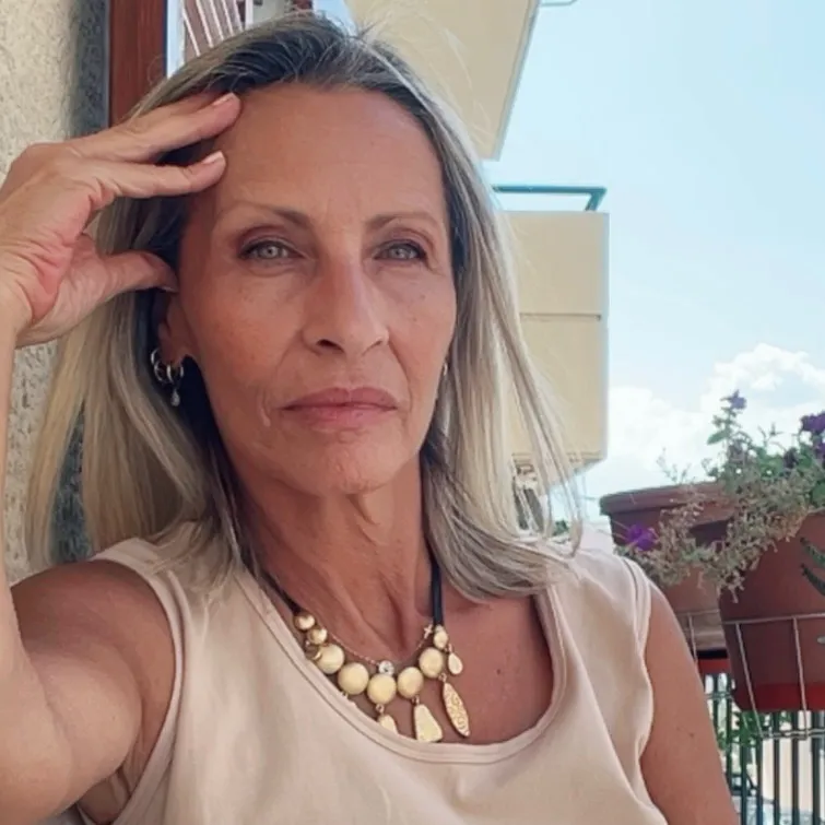 Angela Costos