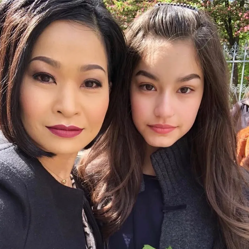น้องนาทัชชากับแม่บี Natascha Aisawan