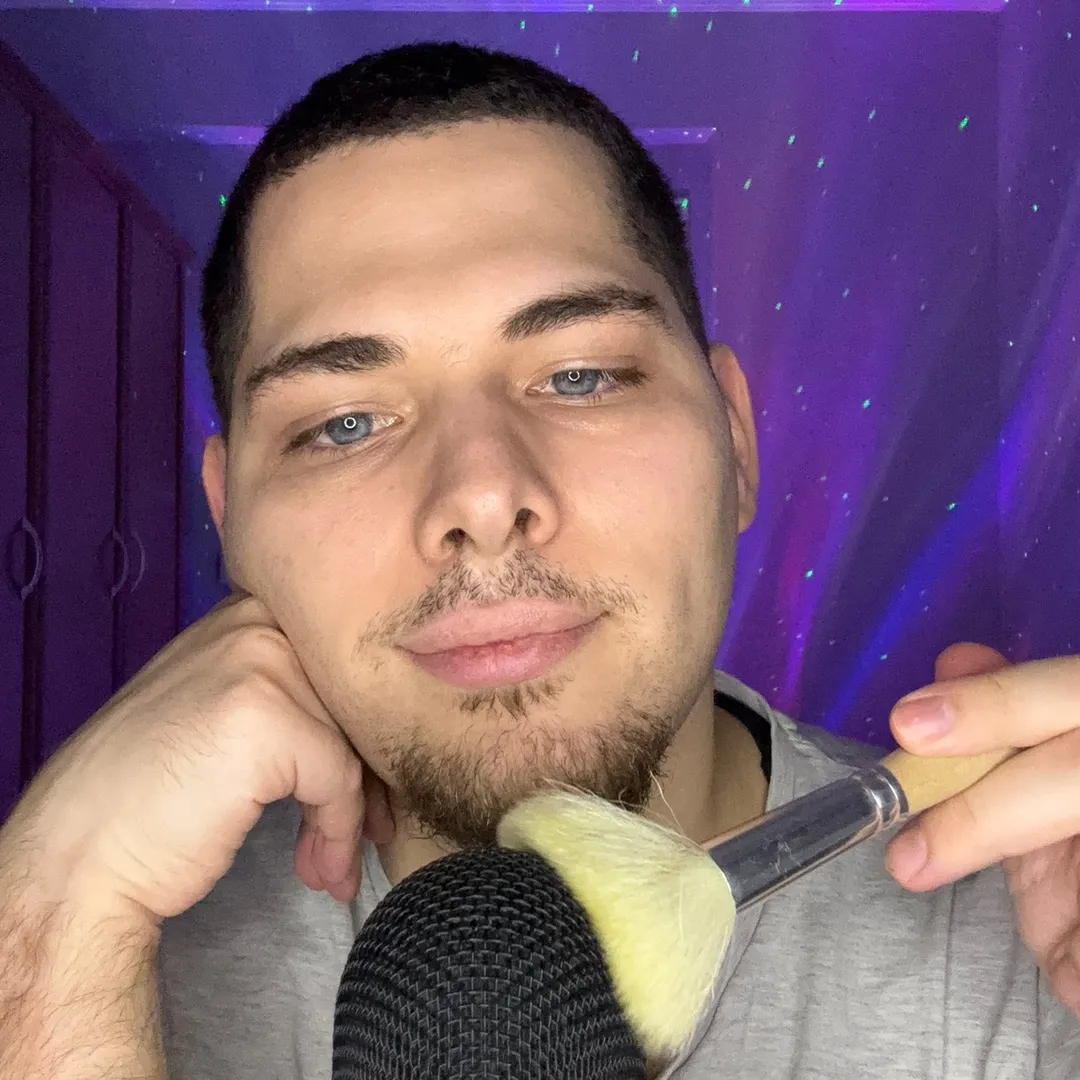 ASMR Kevin