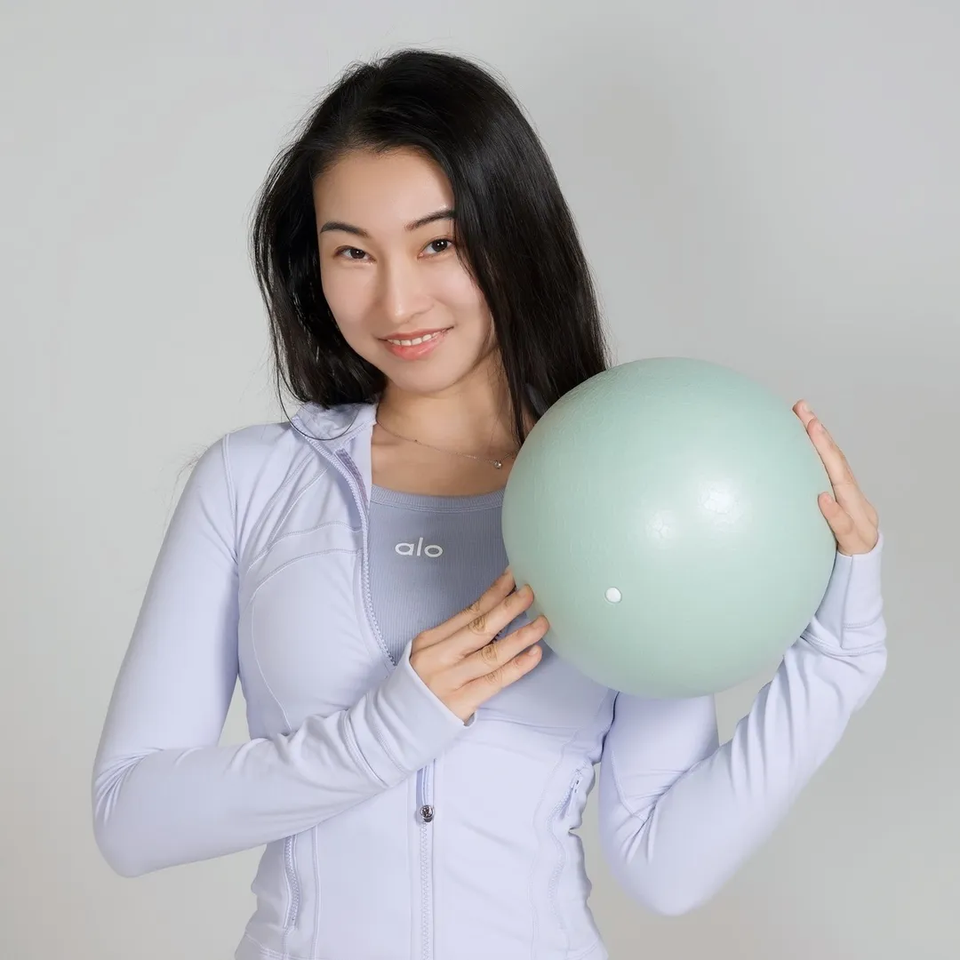 Becky Lu | Pilates & Home Workout