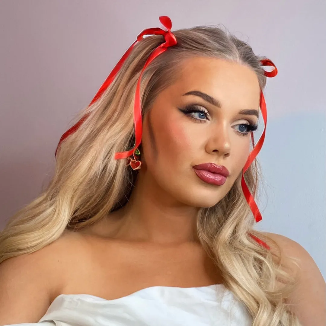 LCC BEAUTY - Leanne