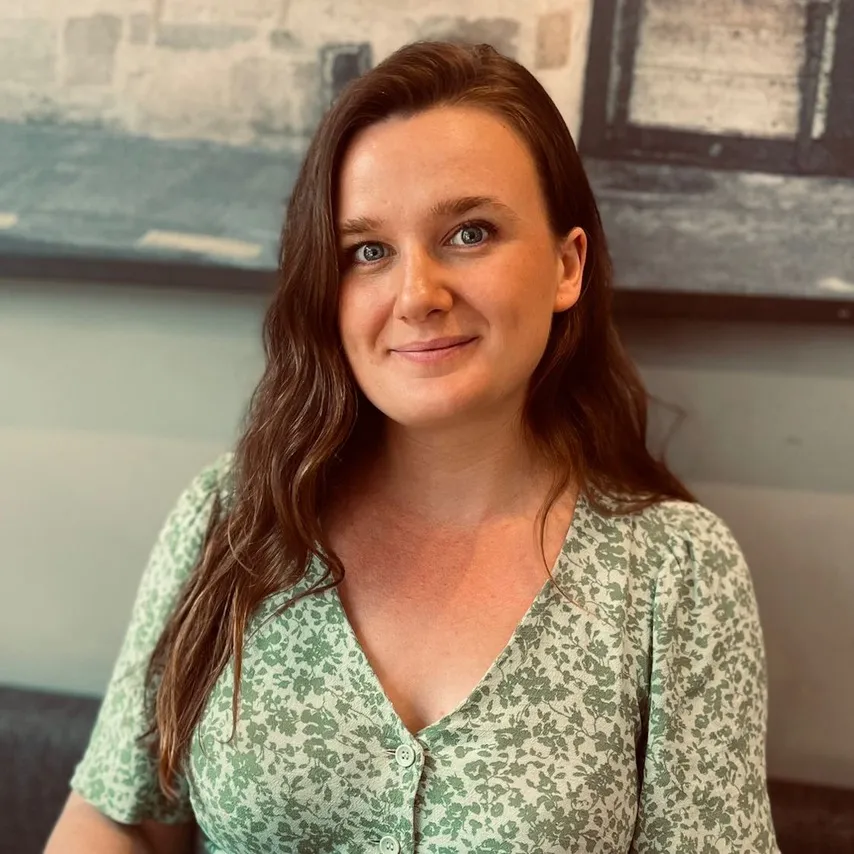 Rebecca Taylor 🇬🇧 English Teacher And Accent Coach