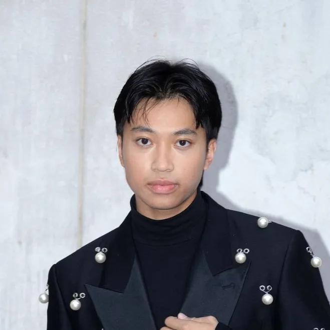 Van Toan Lam