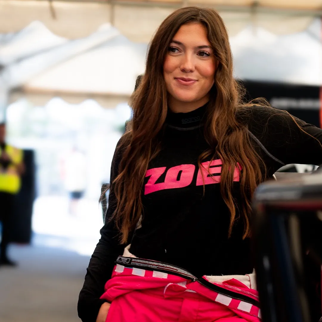 zoey | racing