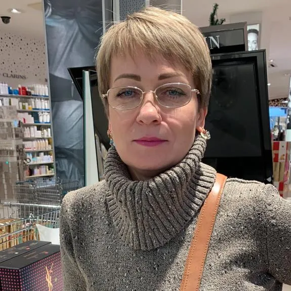 Зоя Го