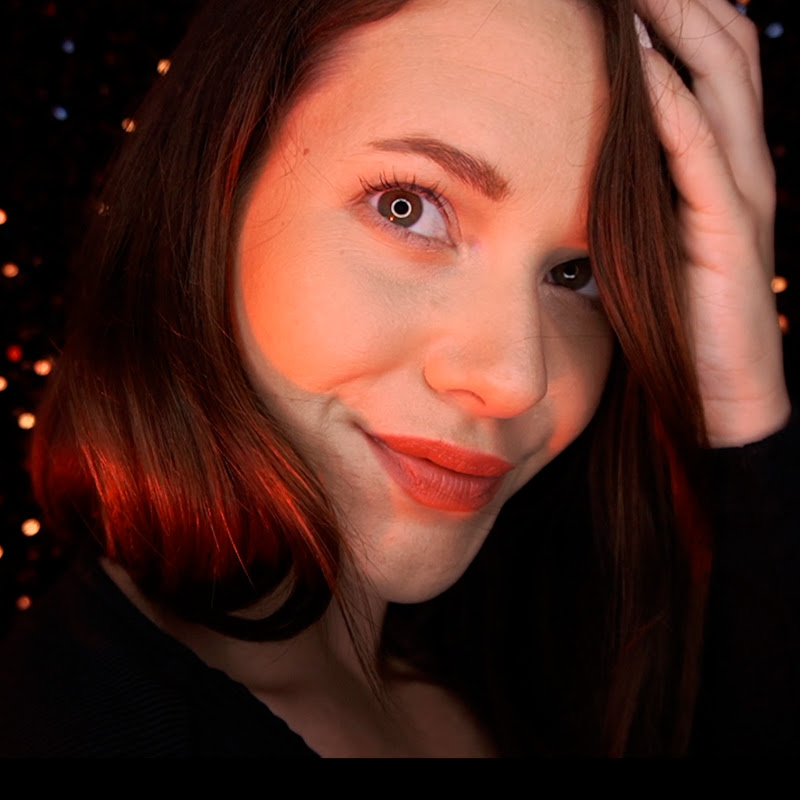 Annawhispers ASMR