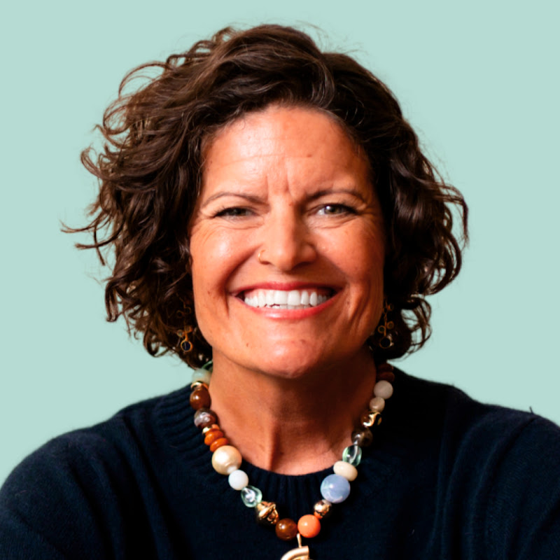 Dr. Mindy Pelz