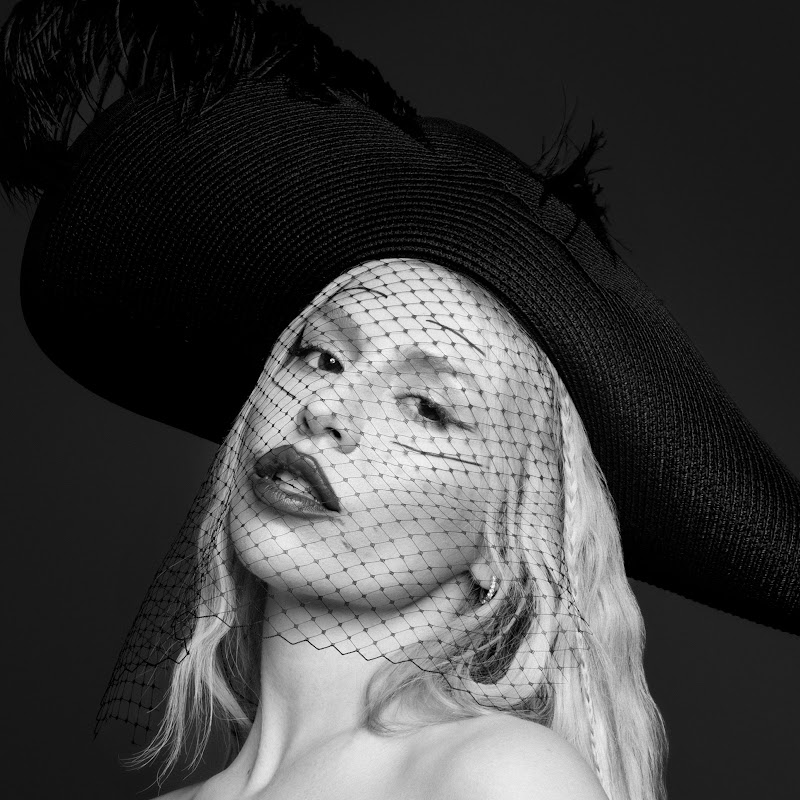 AVA MAX