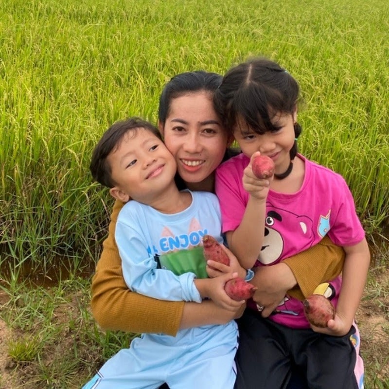 Tikun & J Tey