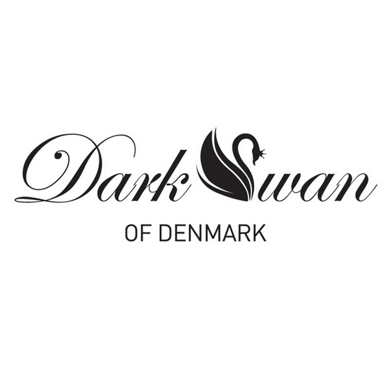 Dark Swan Luxurious Eyelashes