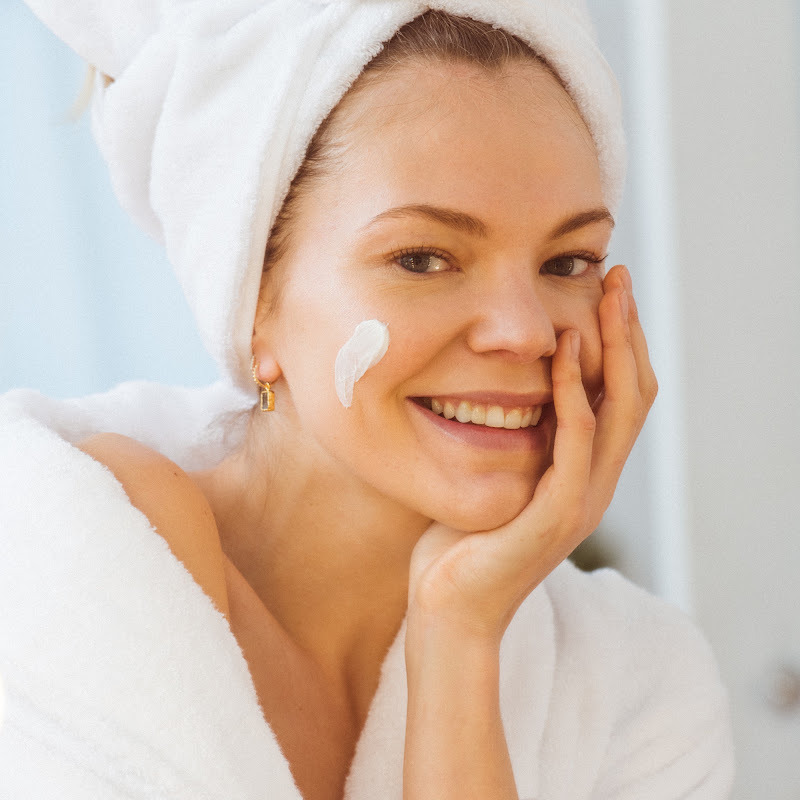 Ksenija Selivanova | Skin & Wellness Expert