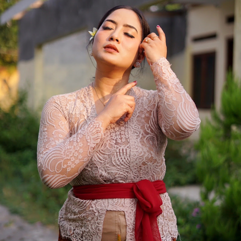 Ade Novri Yanti