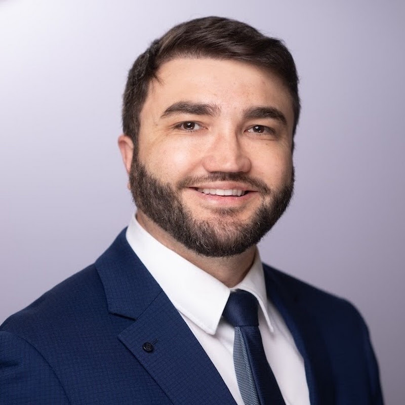Dr Lucas Fustinoni