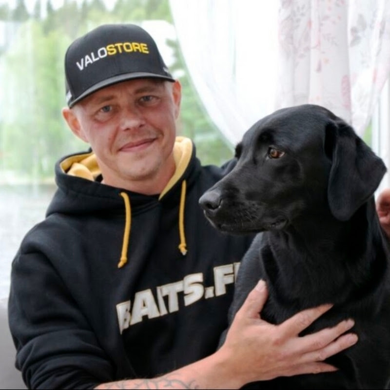 Jaku Suomuja & Sulkia
