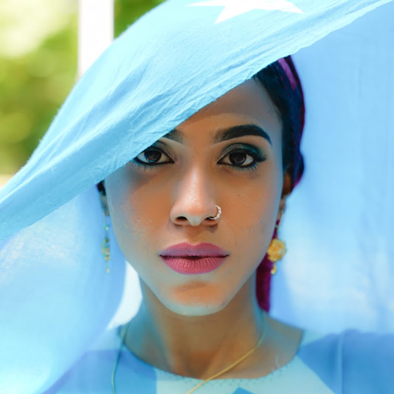 Manal Beeldaaje?