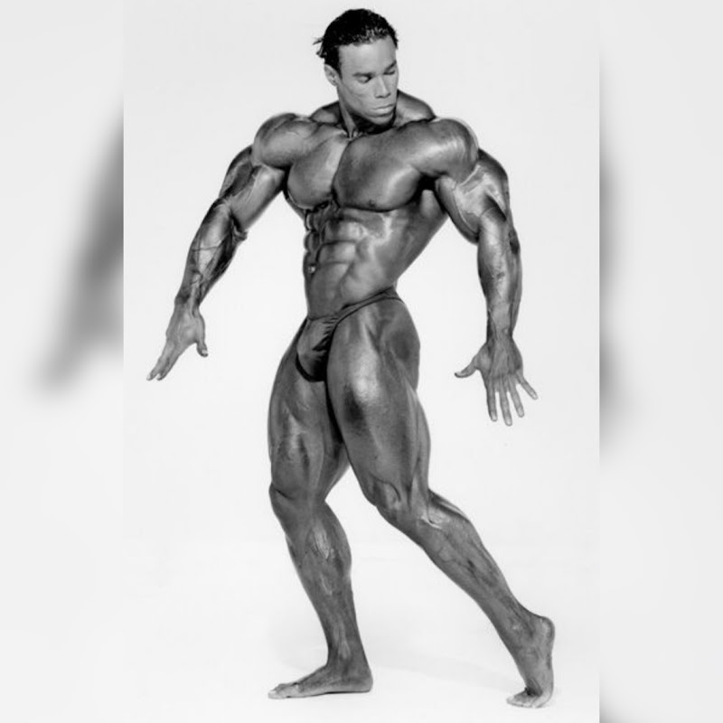Kevin Levrone ™