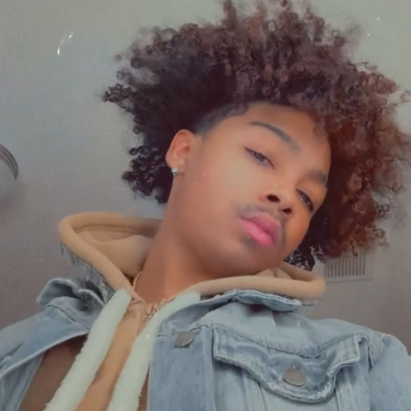 CurlyHead Monty