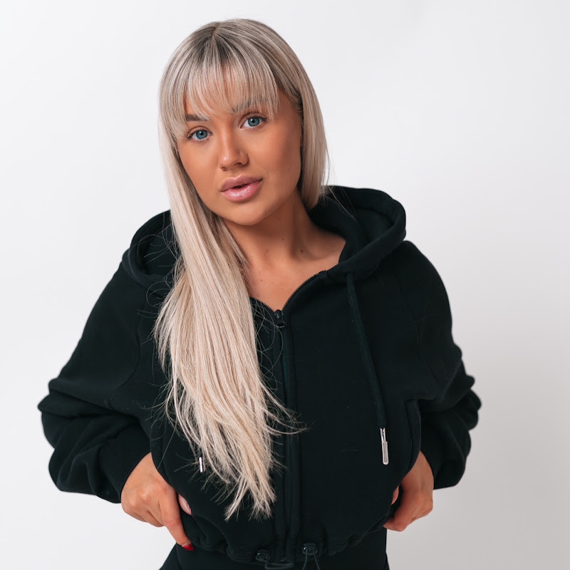 SONJA AIELLO 🇫🇮