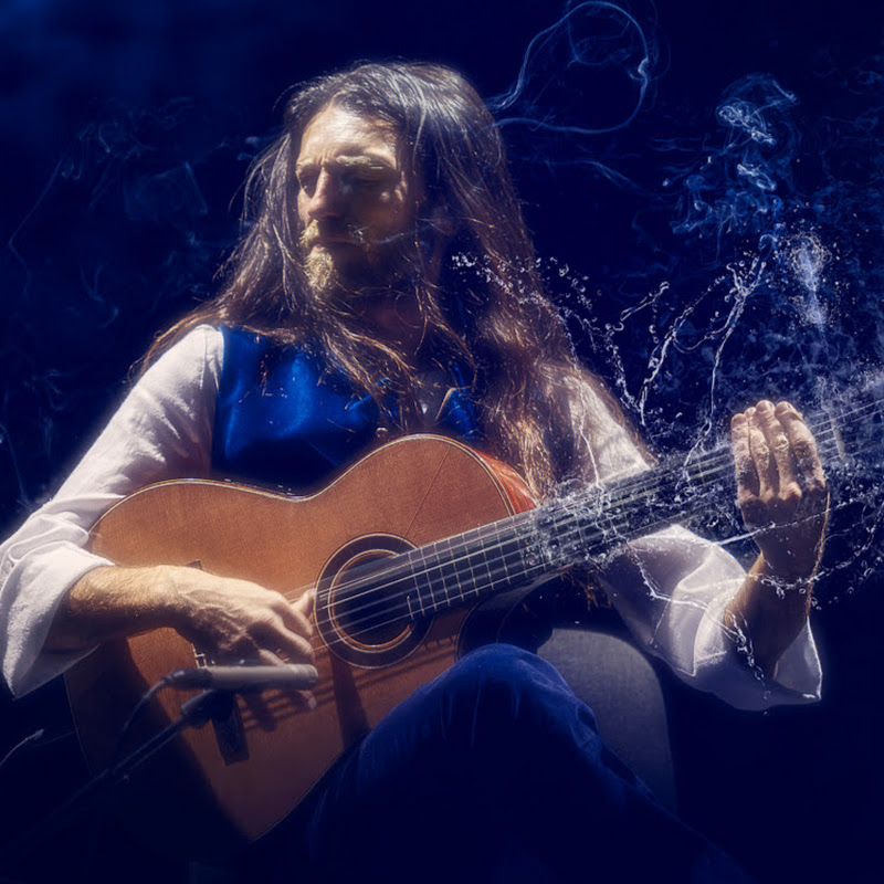 Estas Tonne Official