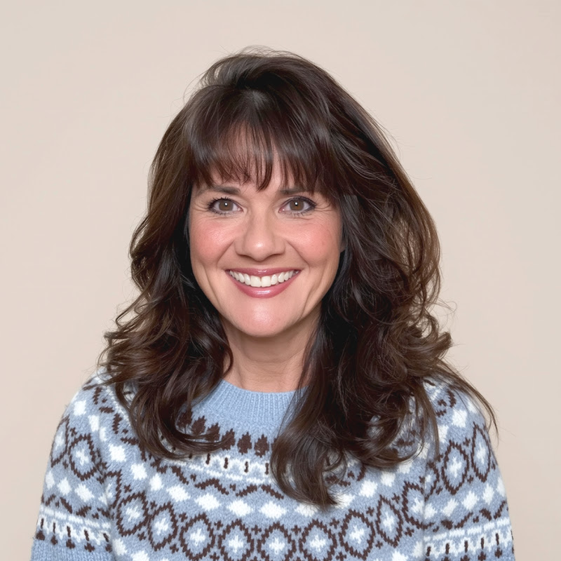 Lisa | Over 50 Beauty