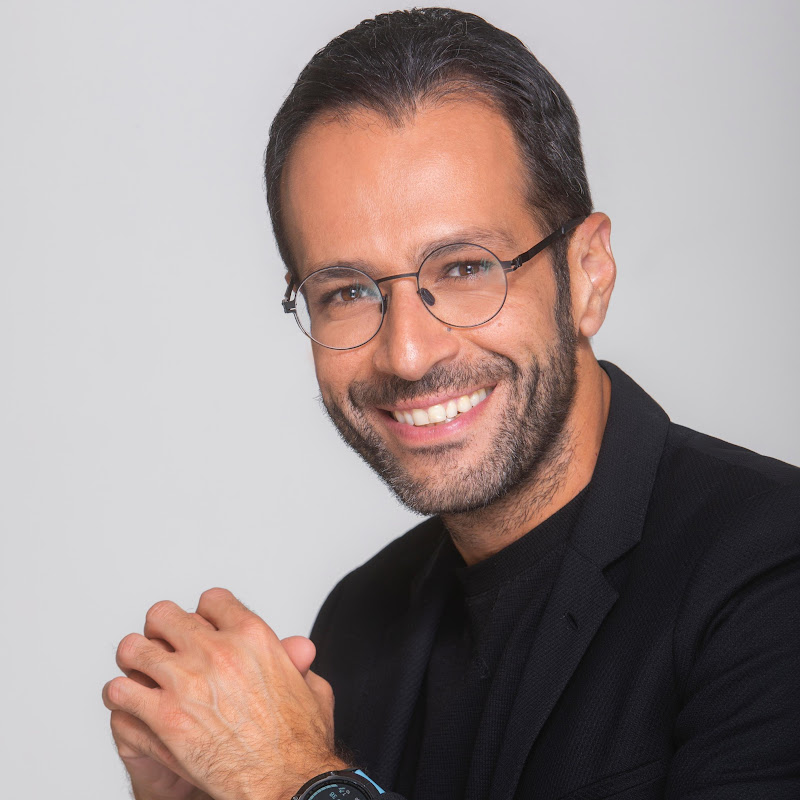 Malek Maktabi L مالك مكتبي