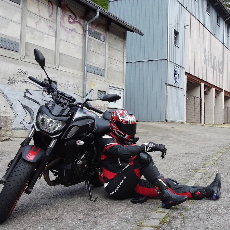 44motovlog