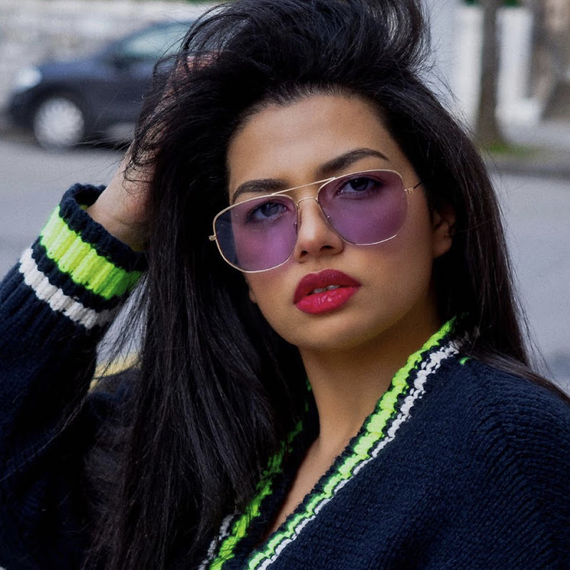 Babsi Goes Vintage ENG ??