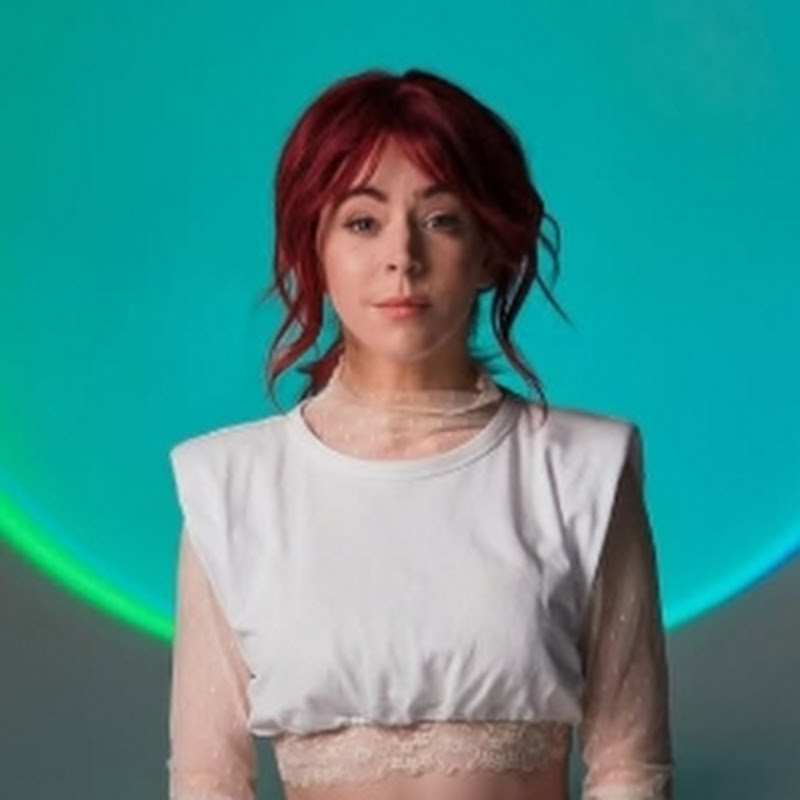 Lindsey Stirling Fan Archive