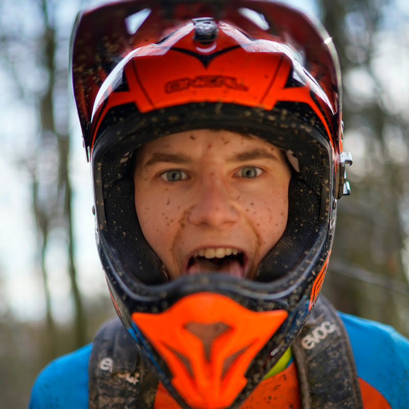 Nils