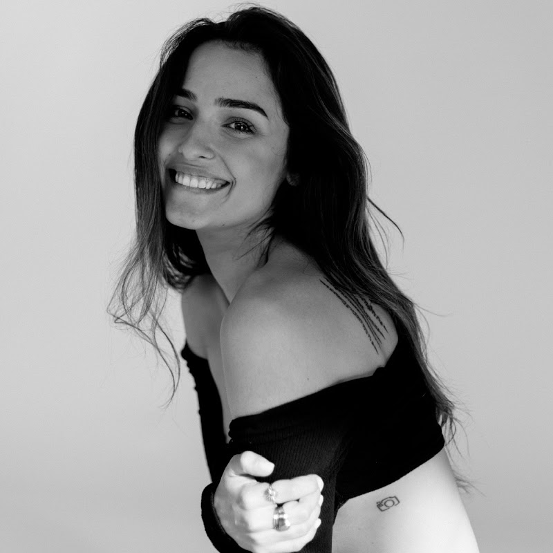 Angie Costa