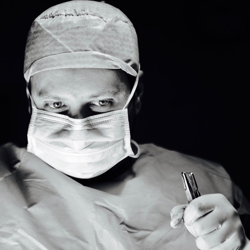 Dr. Med. Hani Oweira
