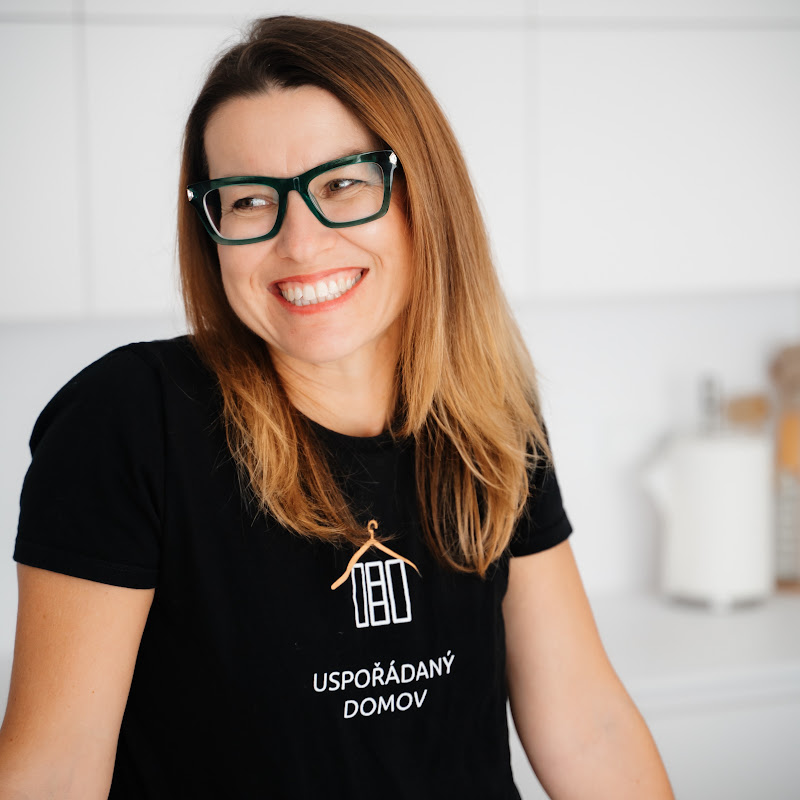 Erika Kusáková / Organizace Vašeho DOMOVA Chytře A Jednoduše