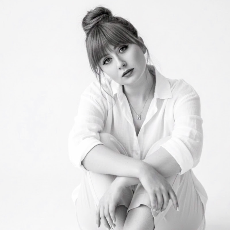 Nermeen Abdel Aziz نرمين عبد العزيز