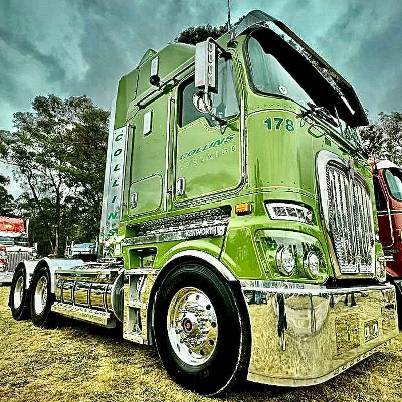 Aussie Truckin