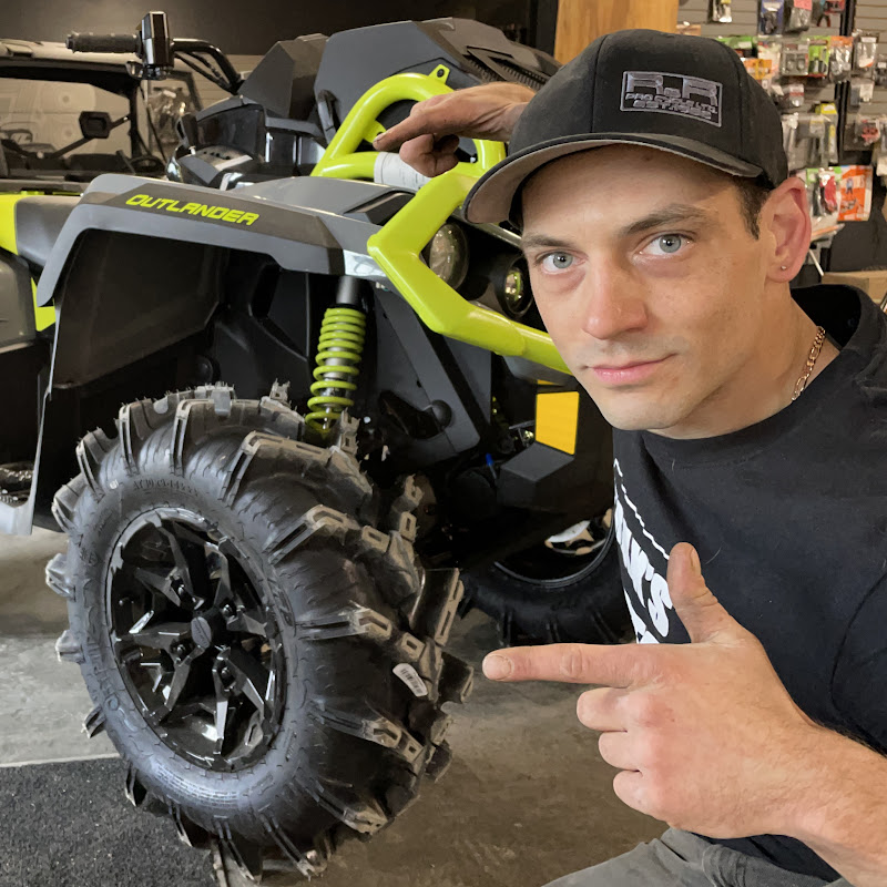 Max's Moto Shop