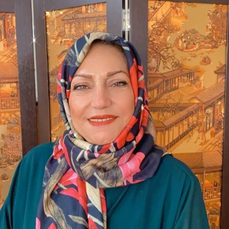 Maman Esmat