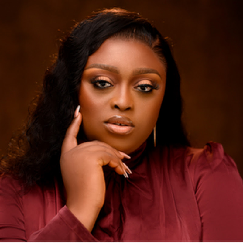 ANAMBRA PRO MAKEUP ARTIST