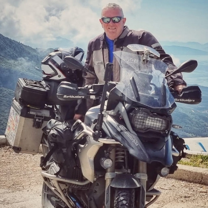 HAPPY FACE ON A MOTORBIKE