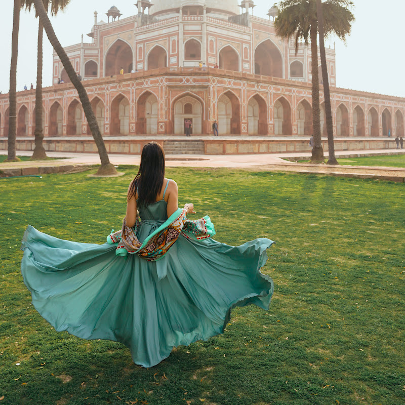 Travel With Naw Aria
